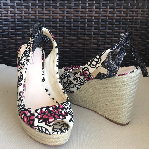 Coach MARITZA Signature Poppy Wedge Sandals - Picture 2 of 16